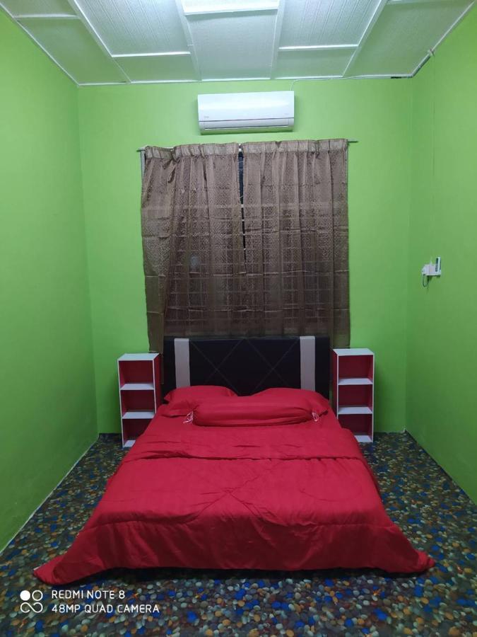 Homestay D' Tengah Bandar Kuala Rompin Eksteriør billede