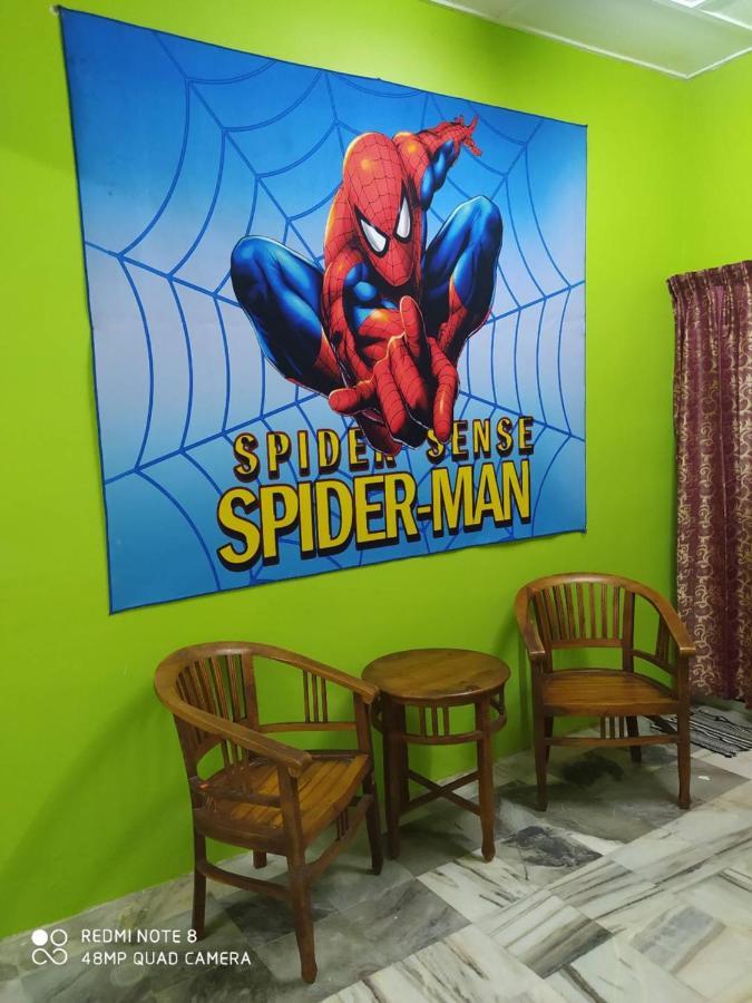 Homestay D' Tengah Bandar Kuala Rompin Eksteriør billede